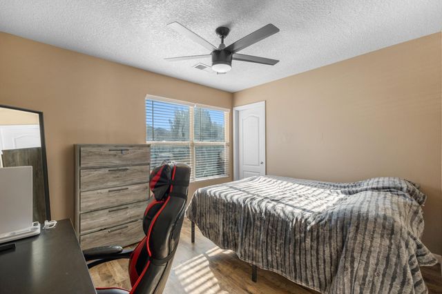 2512 Mesa Crotalo Road SE, Rio Rancho, NM 87124