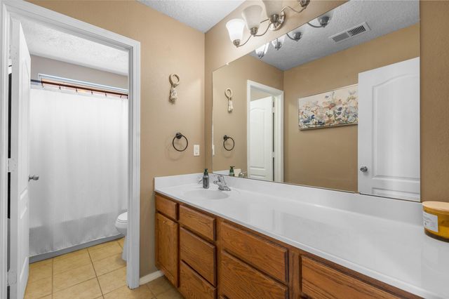 2512 Mesa Crotalo Road SE, Rio Rancho, NM 87124