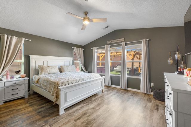 2512 Mesa Crotalo Road SE, Rio Rancho, NM 87124