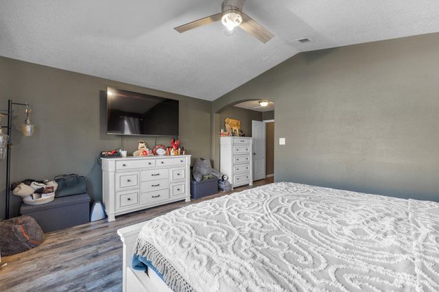 2512 Mesa Crotalo Road SE, Rio Rancho, NM 87124