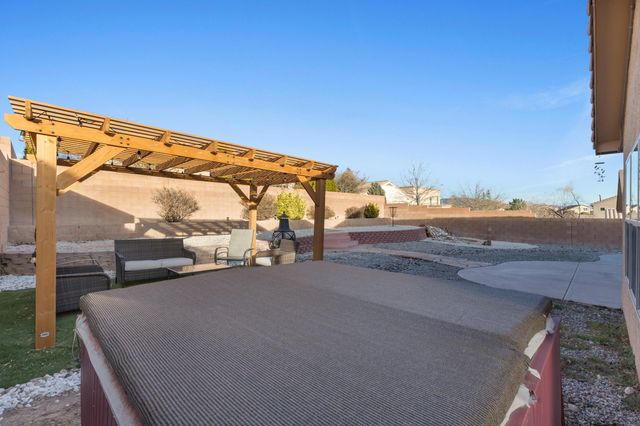 2512 Mesa Crotalo Road SE, Rio Rancho, NM 87124