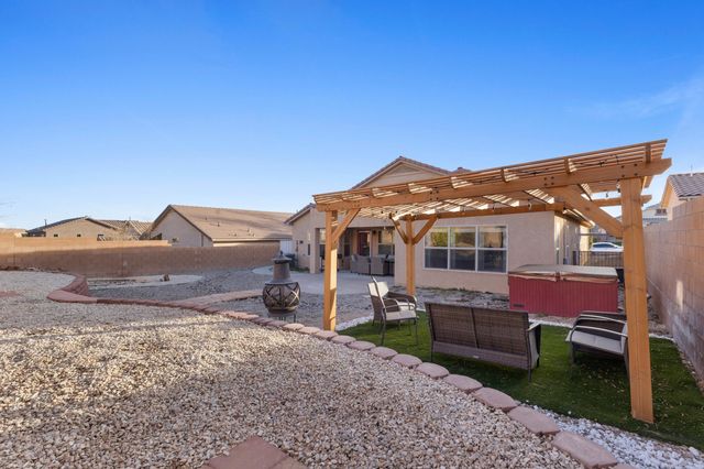 2512 Mesa Crotalo Road SE, Rio Rancho, NM 87124