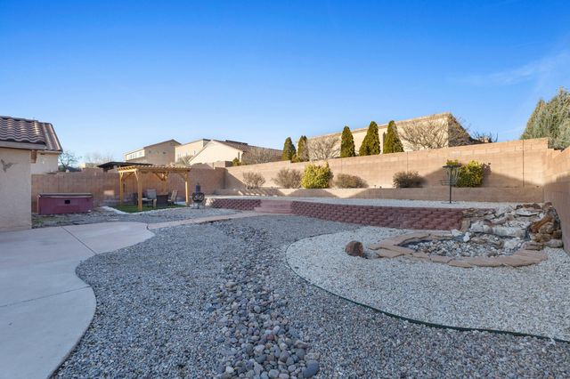 2512 Mesa Crotalo Road SE, Rio Rancho, NM 87124