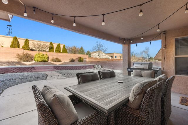 2512 Mesa Crotalo Road SE, Rio Rancho, NM 87124