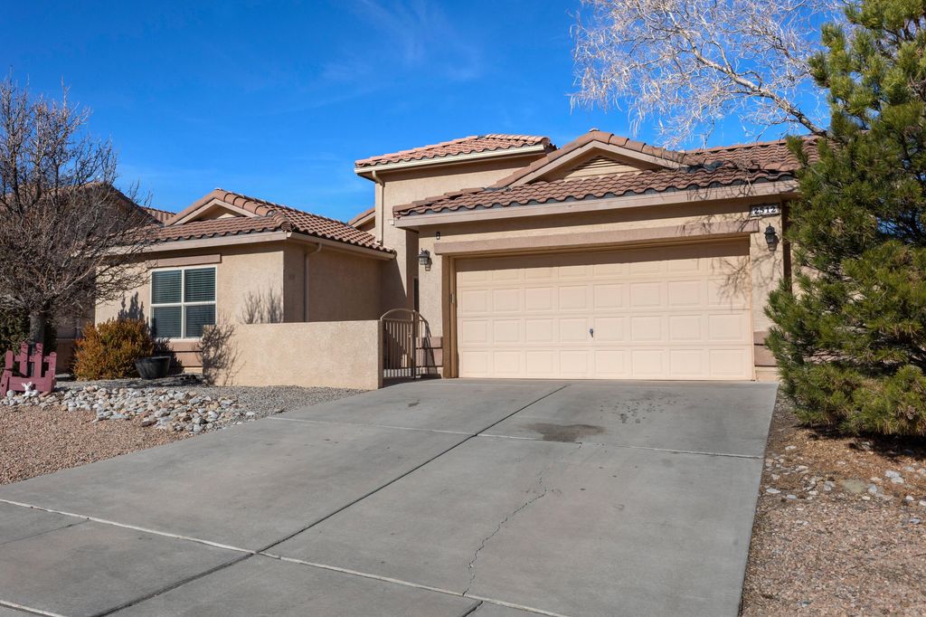 2512 Mesa Crotalo Road SE, Rio Rancho, NM 87124