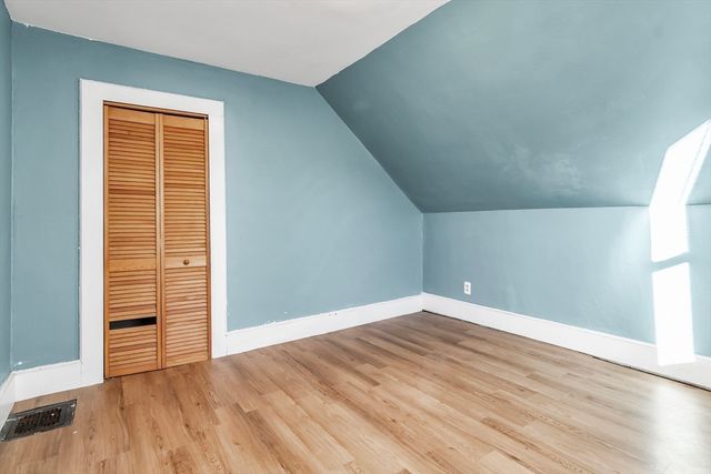 17 Pond St, Beverly, MA 01915