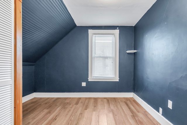 17 Pond St, Beverly, MA 01915