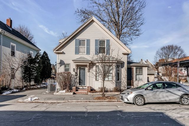 17 Pond St, Beverly, MA 01915