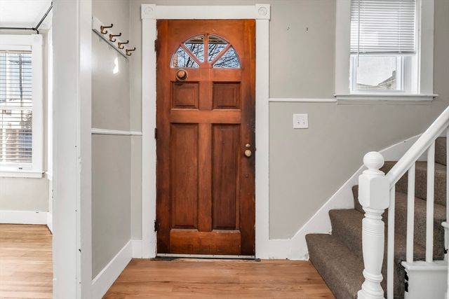 17 Pond St, Beverly, MA 01915