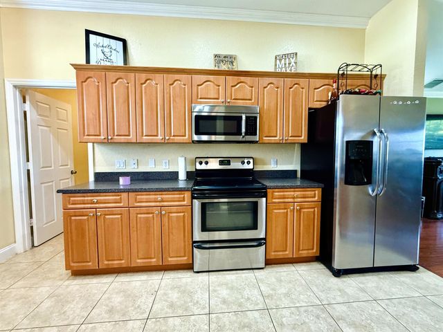 1561 SW Gadsan Avenue, Port St Lucie, FL 34953