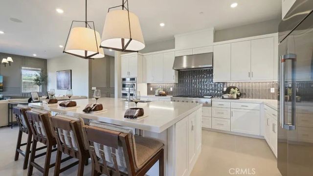 24392 Camino Oceano, Valencia, CA 91354