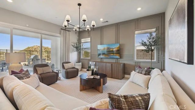 24392 Camino Oceano, Valencia, CA 91354