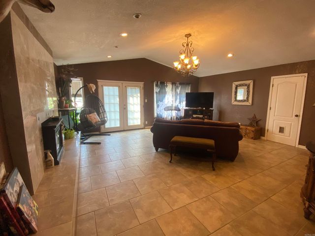 307 LoHawk Drive, Heber Springs, AR 72543