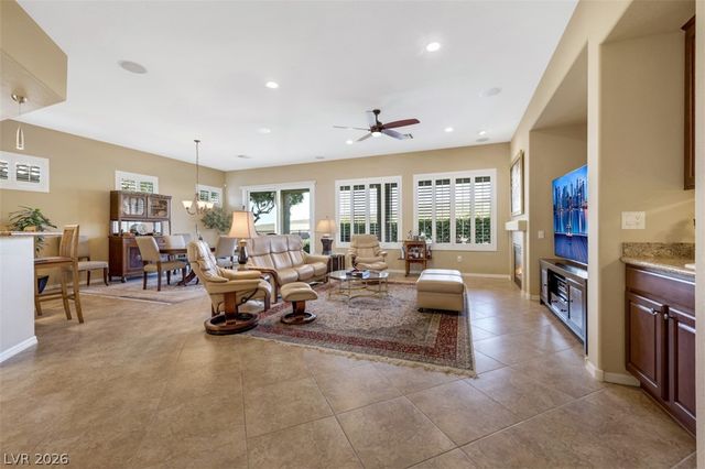 2204 Canyonville Drive, Henderson, NV 89044