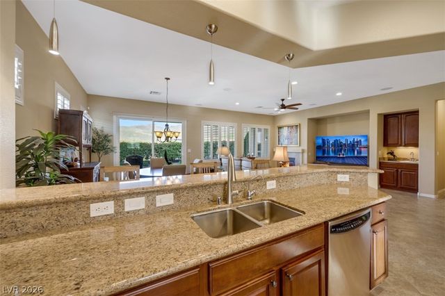 2204 Canyonville Drive, Henderson, NV 89044