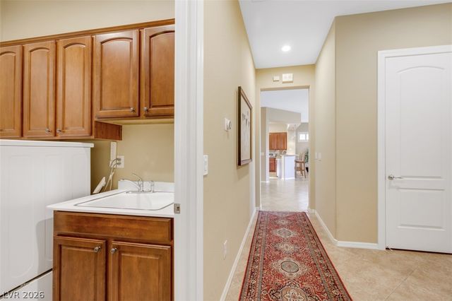 2204 Canyonville Drive, Henderson, NV 89044