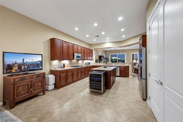 2204 Canyonville Drive, Henderson, NV 89044