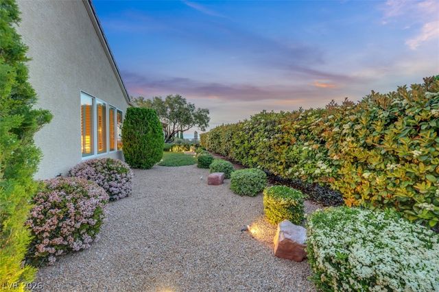 2204 Canyonville Drive, Henderson, NV 89044