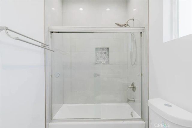 17908 Califa Street, Encino, CA 91316
