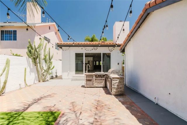 17908 Califa Street, Encino, CA 91316