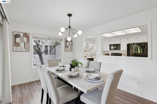 1809 N Forest Hill Pl, Danville, CA 94526