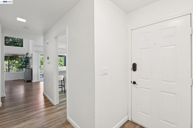 1809 N Forest Hill Pl, Danville, CA 94526