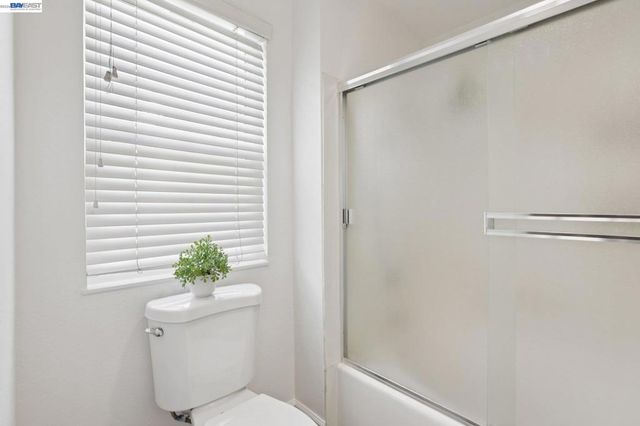 1809 N Forest Hill Pl, Danville, CA 94526