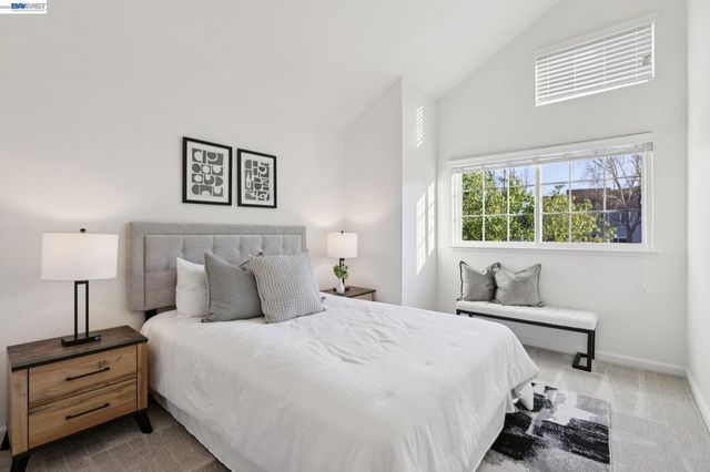 1809 N Forest Hill Pl, Danville, CA 94526