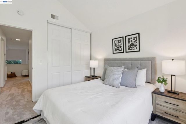 1809 N Forest Hill Pl, Danville, CA 94526