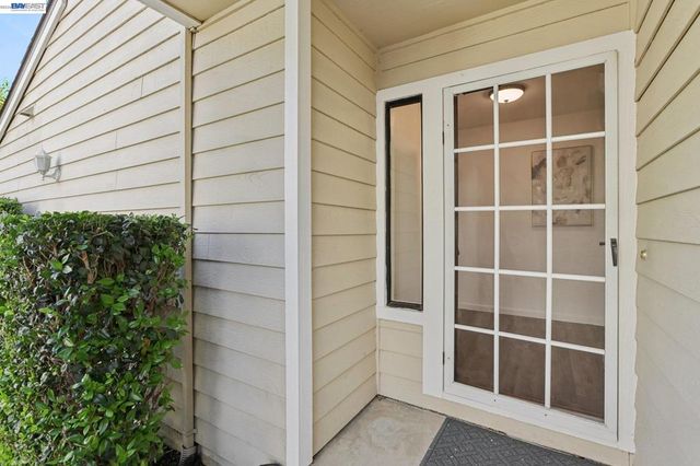 1809 N Forest Hill Pl, Danville, CA 94526