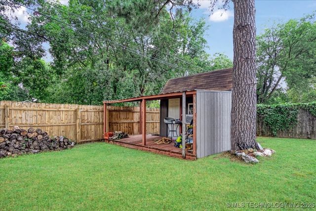 1216 11th Avenue NW, Ardmore, OK 73401