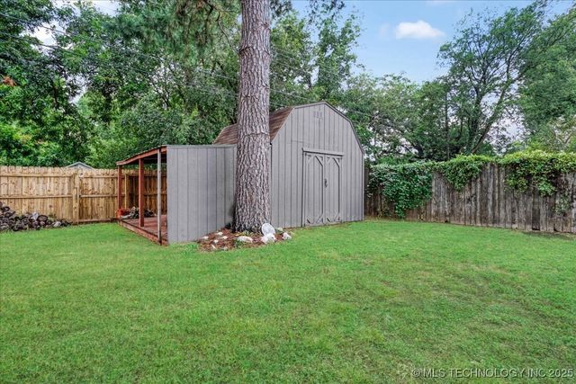 1216 11th Avenue NW, Ardmore, OK 73401