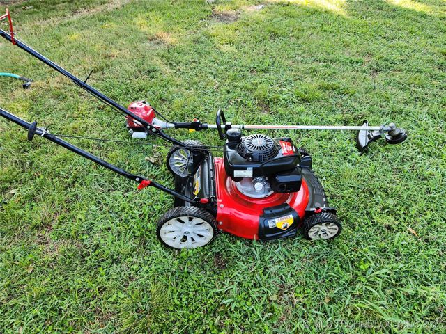 1216 11th Avenue NW, Ardmore, OK 73401