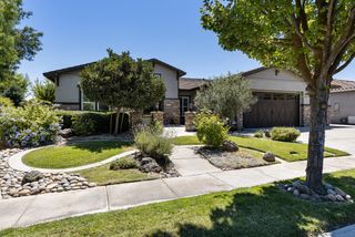 2476 Belle Glade Ln, Manteca, CA 95336