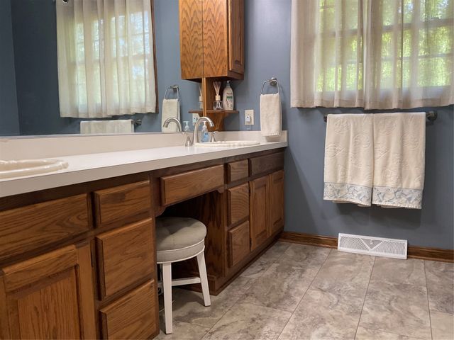 8565 BARKER Road, Girard, PA 16417
