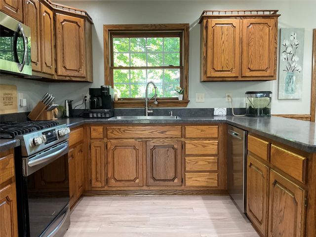 8565 BARKER Road, Girard, PA 16417