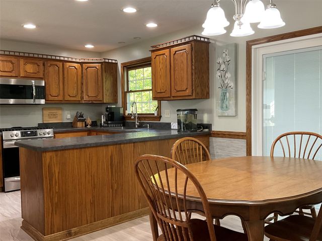 8565 BARKER Road, Girard, PA 16417