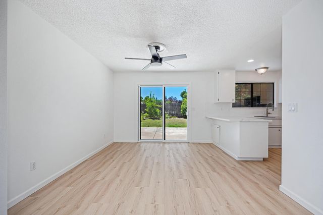 103 Ponderosa Ct, Folsom, CA 95630