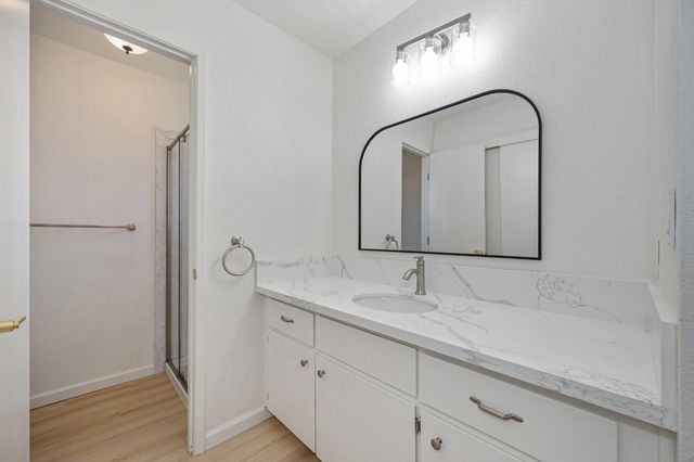 103 Ponderosa Ct, Folsom, CA 95630