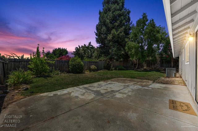 103 Ponderosa Ct, Folsom, CA 95630
