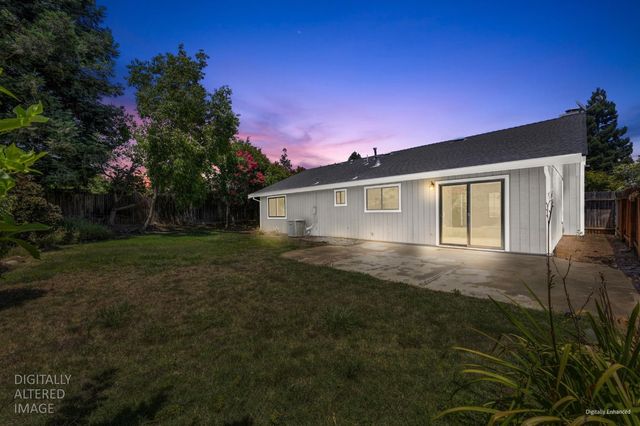 103 Ponderosa Ct, Folsom, CA 95630