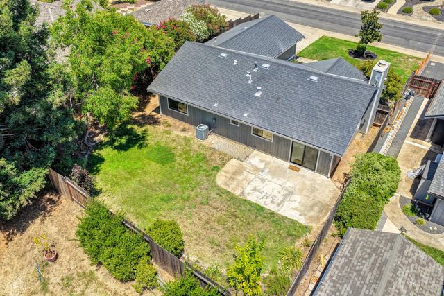 103 Ponderosa Ct, Folsom, CA 95630