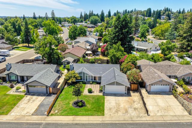 103 Ponderosa Ct, Folsom, CA 95630