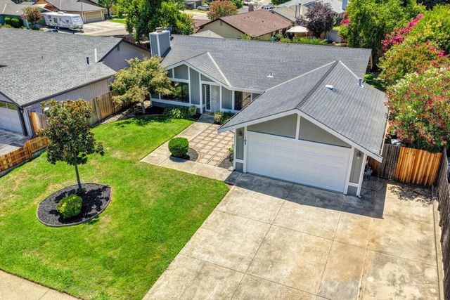 103 Ponderosa Ct, Folsom, CA 95630