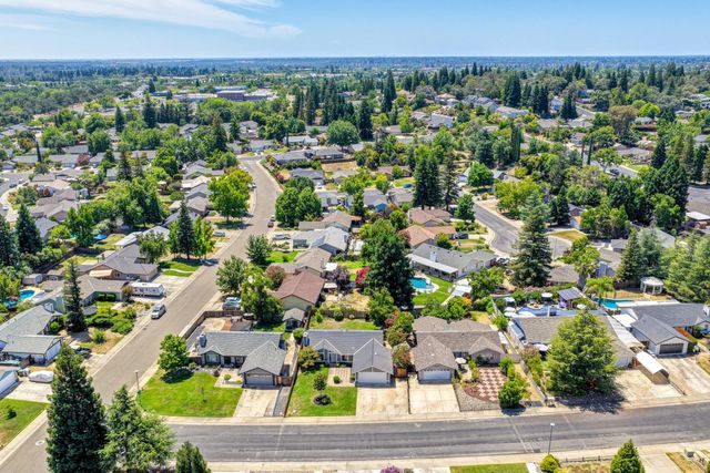 103 Ponderosa Ct, Folsom, CA 95630