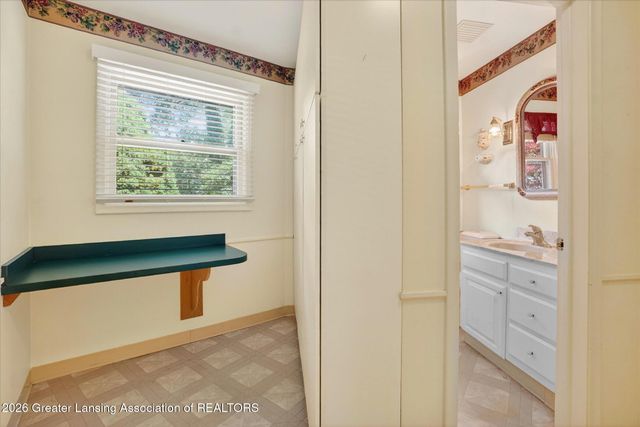 312 Murphy Circle, East Lansing, MI 48823