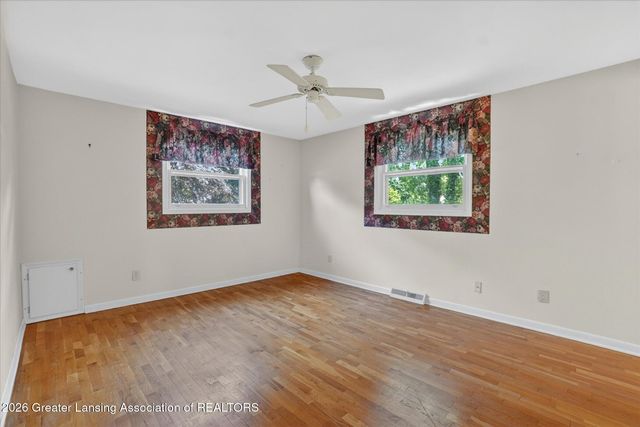 312 Murphy Circle, East Lansing, MI 48823