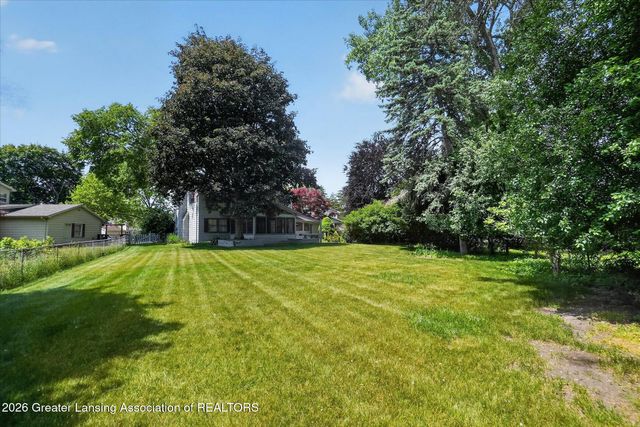 312 Murphy Circle, East Lansing, MI 48823