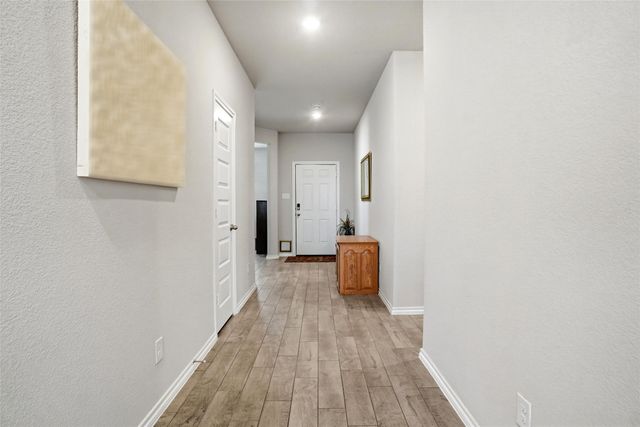 961 Billups Drive, Van Alstyne, TX 75495