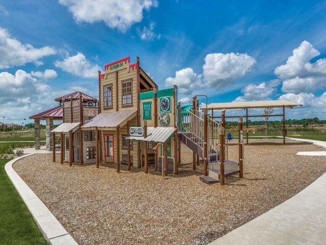 10624 Echo Brook Lane, Aubrey, TX 76227